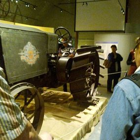 Vanha ajoneuvo museossa